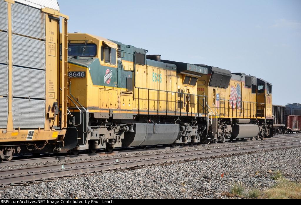 Trailing unit on vehicle train